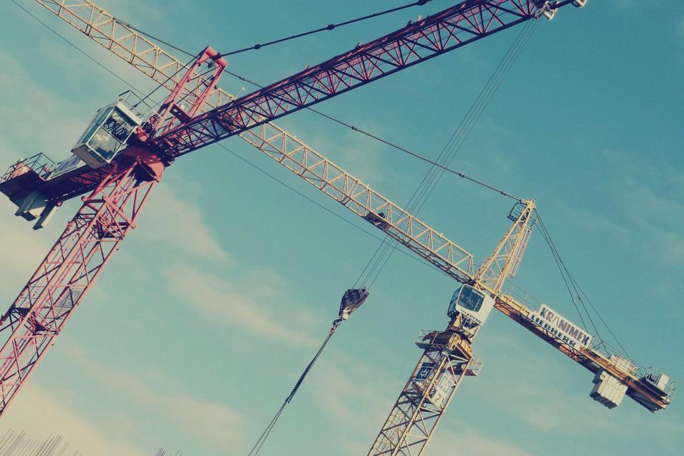 Cranes Construction