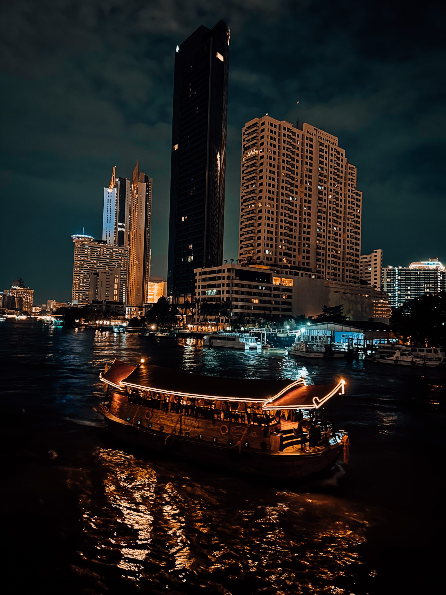 Cruise in Bangkok