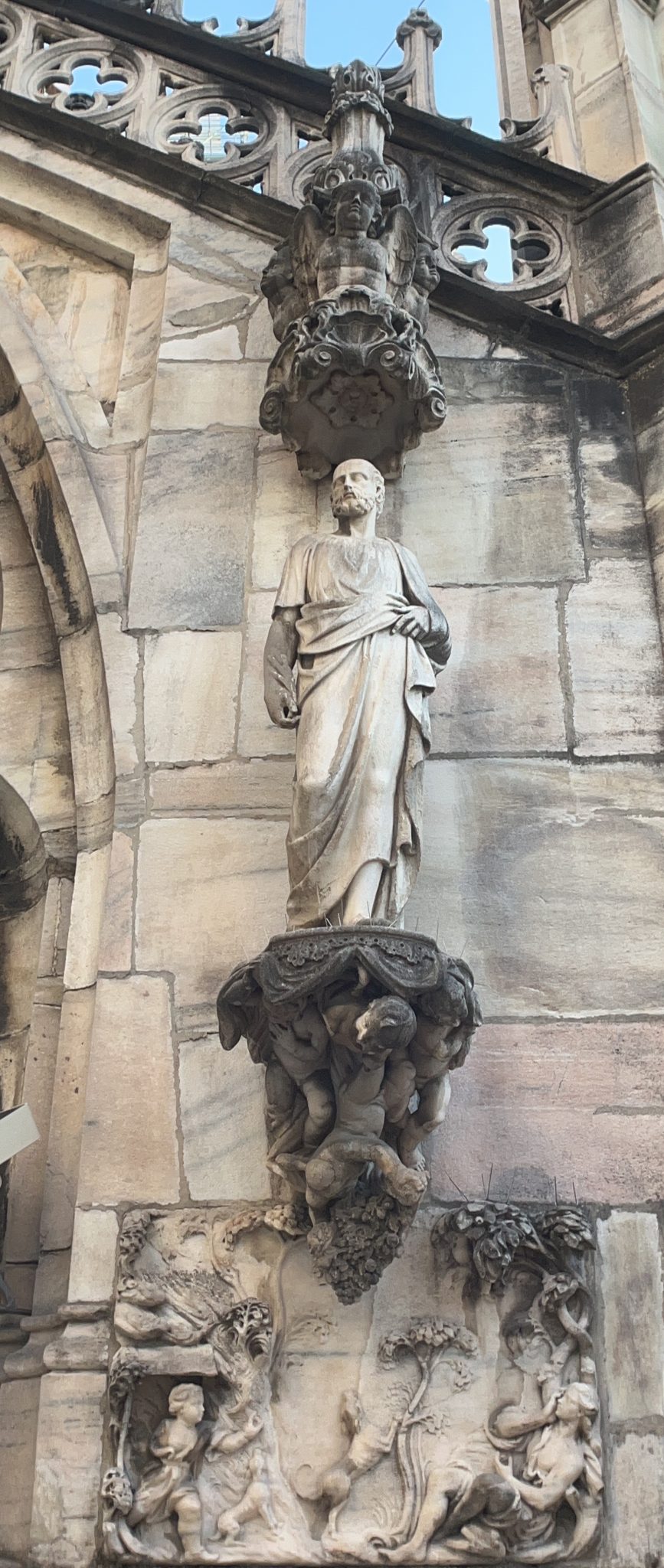 Saint statue, cathedral, Duomo de Milano, Milan, italy