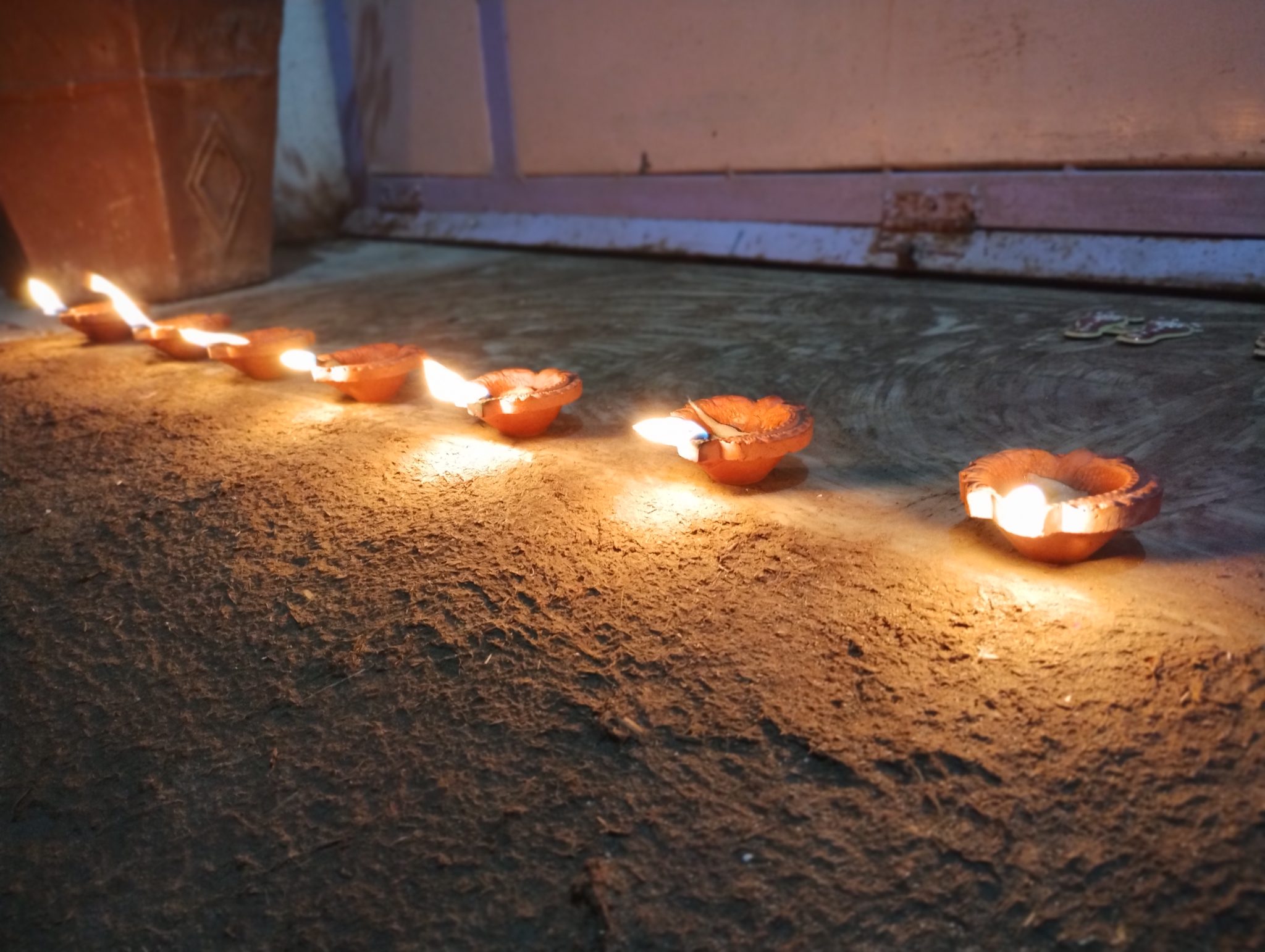 Diwali Diya in one Row