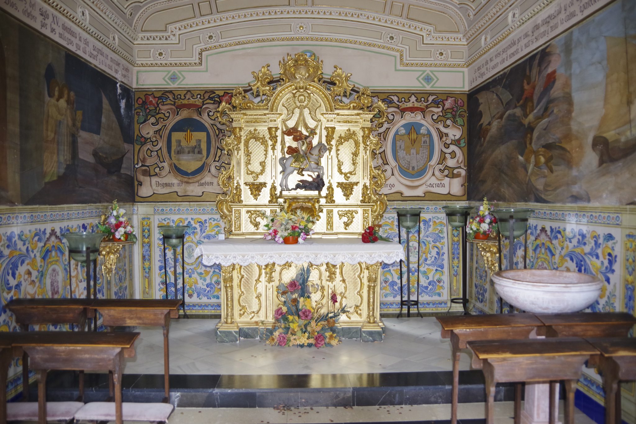 Gold altar in chapel