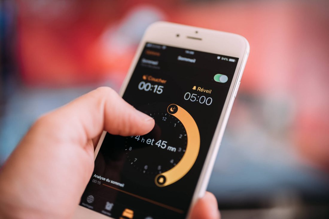 Setting the Alarm on Mobile