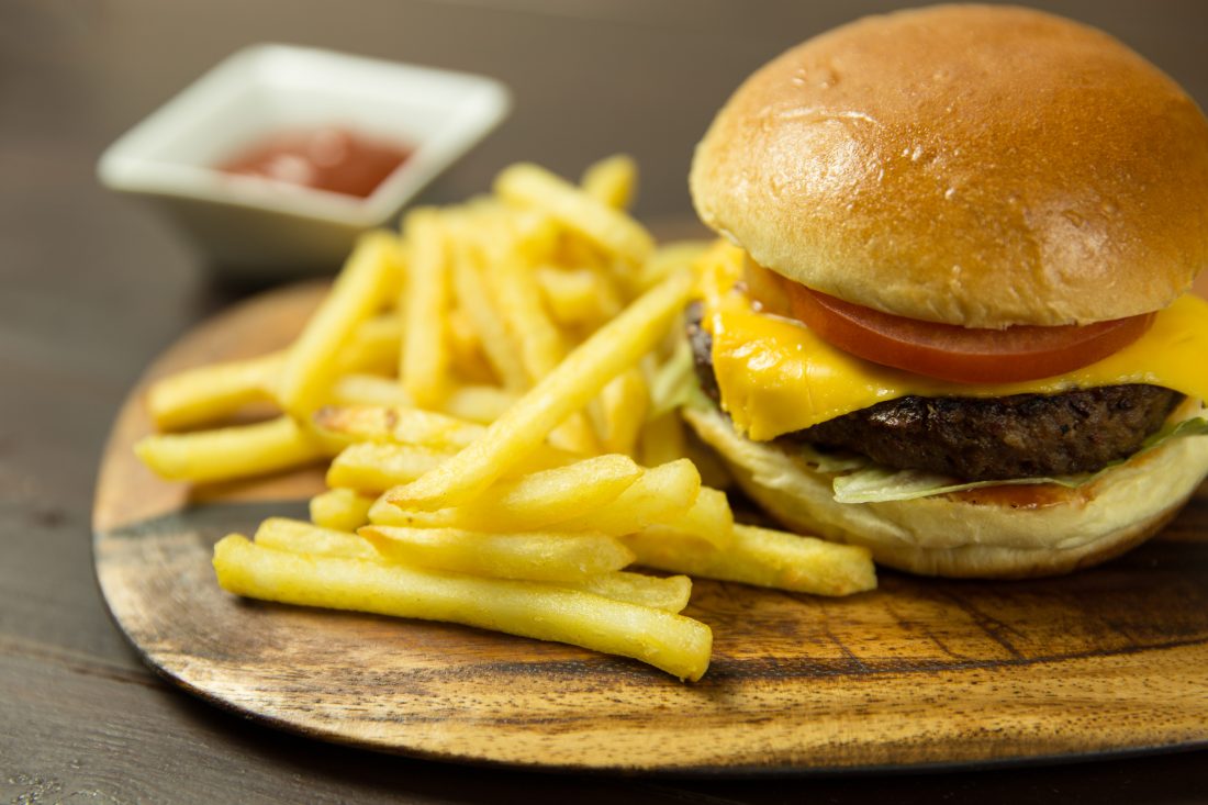 Cheeseburger, Fries & Ketchup