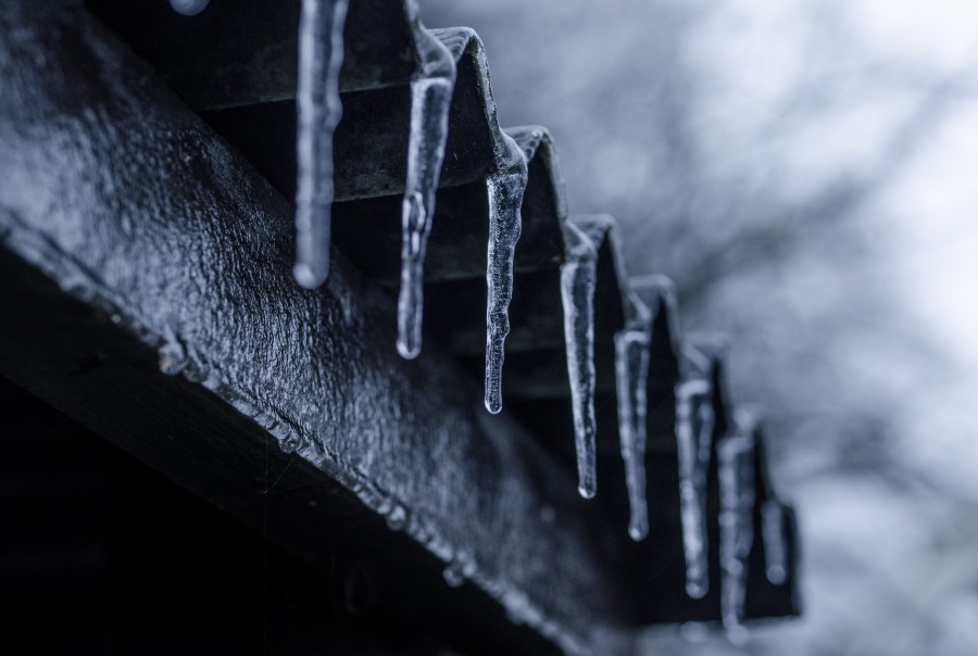 Row of icicles