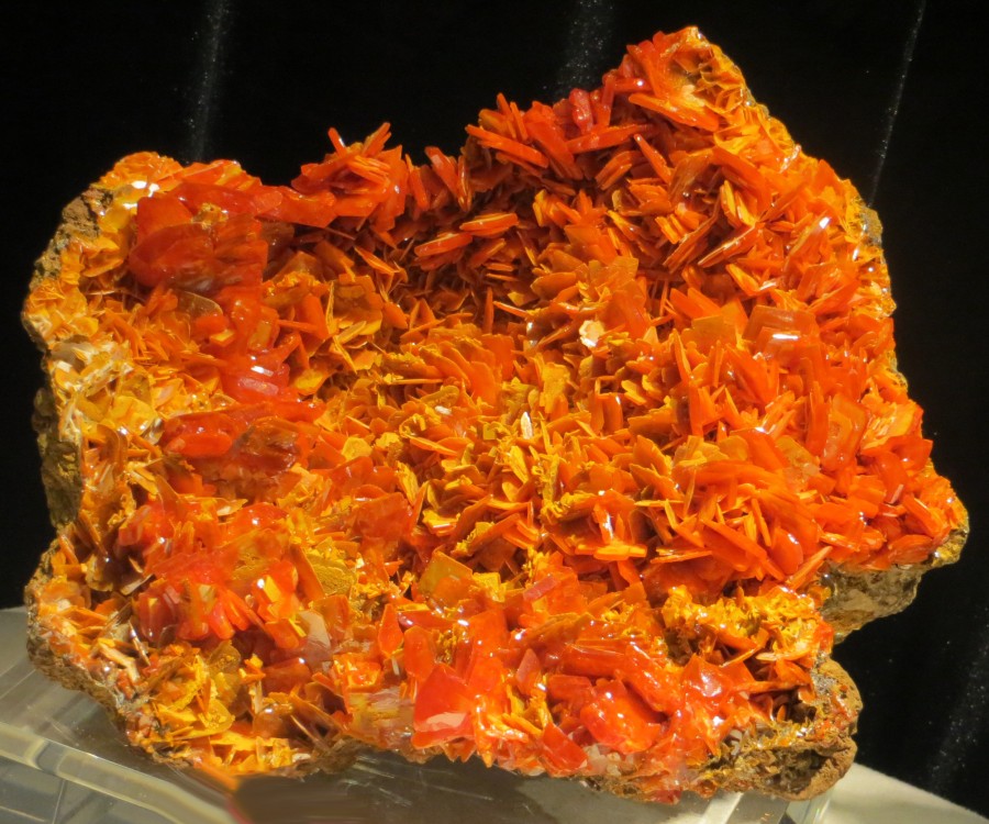 orange mineral
