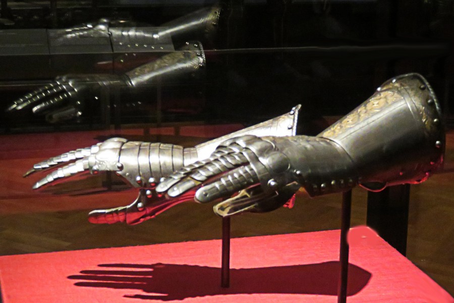 gauntlets with reflections