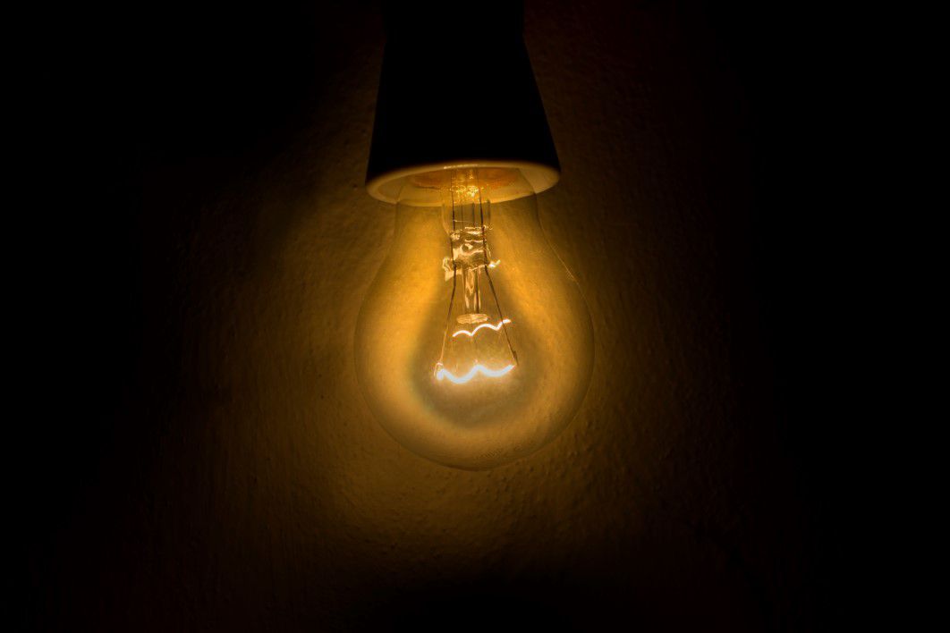 Vintage Lightbulb Light Glow