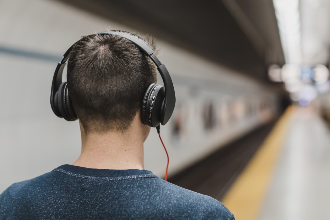 Walking Headphones Listen