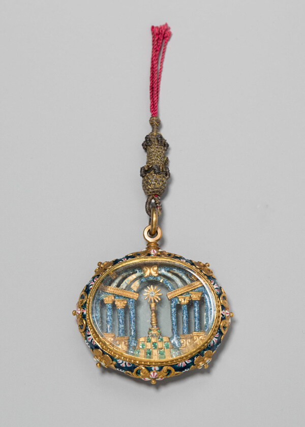 Pendant with the Holy Sacrament