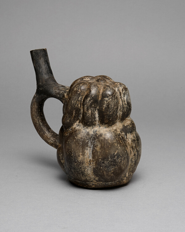 Spout Vessel in the Form of a Gourd