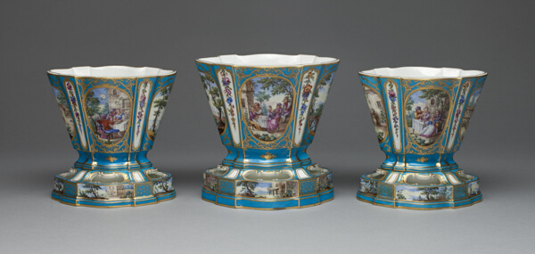 Garniture of Three Flower Vases (Vases Hollandois)