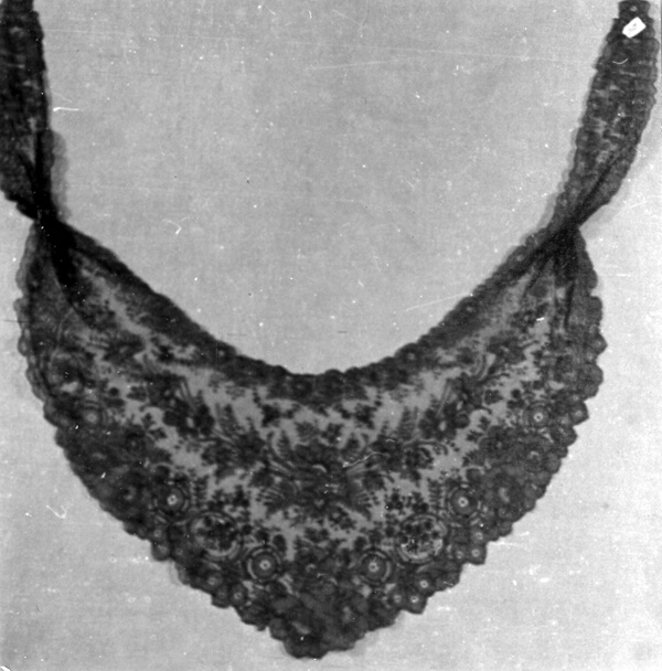 Collar or Small Fichu