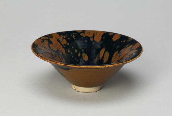 Bowl with Flared Rim and “Partridge-feather” Mottles