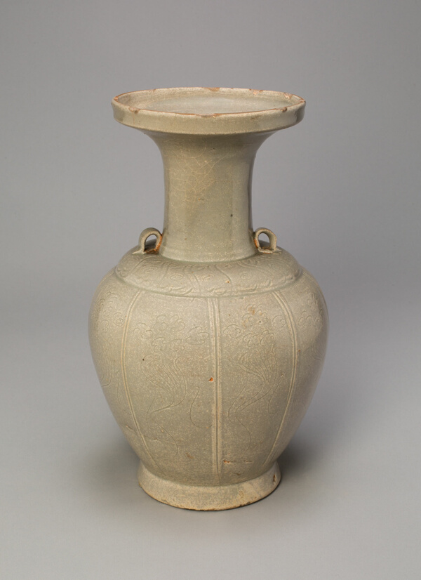 Trumpet-Mouthed Bottle with Abstract Floral Designs