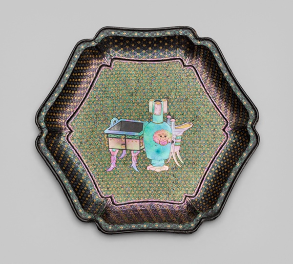 Dishes Inlaid with Images of Ancient Bronzes