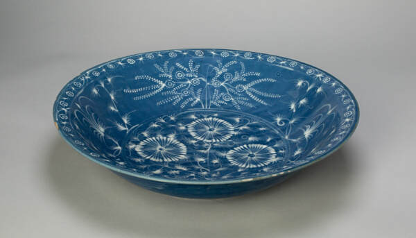 Dish with Chrysanthemums and Stylized Floral Scrolls