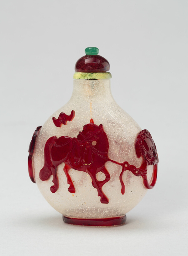 Snuff Bottle with Saddled and Bridled Horses Tethered to Mock Ring Handles