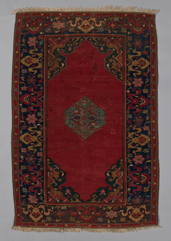 Carpet (Ushak double-ended prayer rug)
