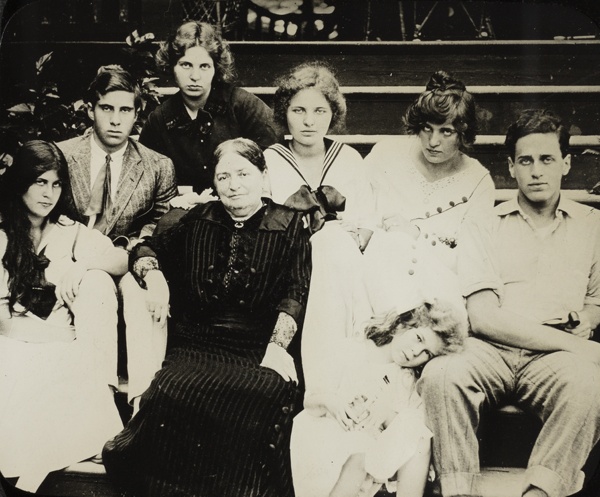 Untitled (Stieglitz's mother Hedwig with grandchildren on Oaklawn steps)