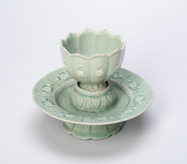 Lobed Cup and Stand with Chrysanthemum Flower Heads, Floral Sprays, and Fish Amid Waves