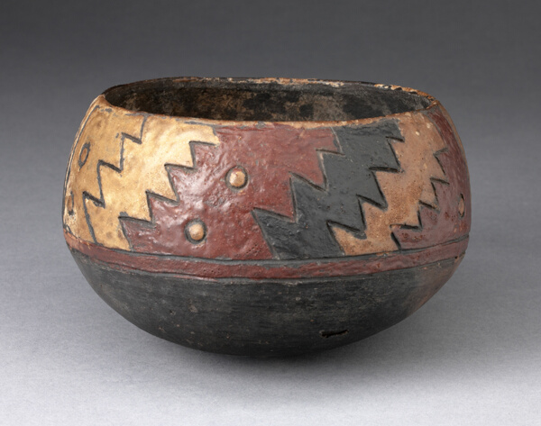 Bowl with Thickly-Painted Polychrome Zigzag Motif